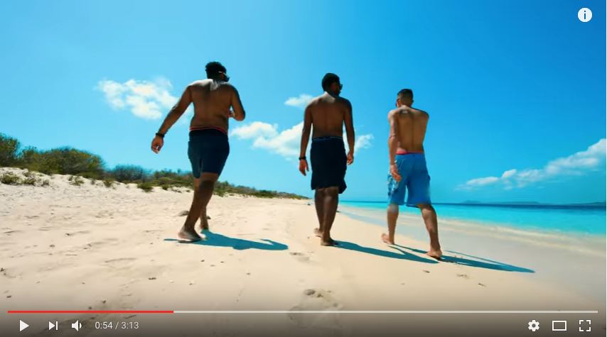 Muziekvideo door Giichi opgenomen op Bonaire