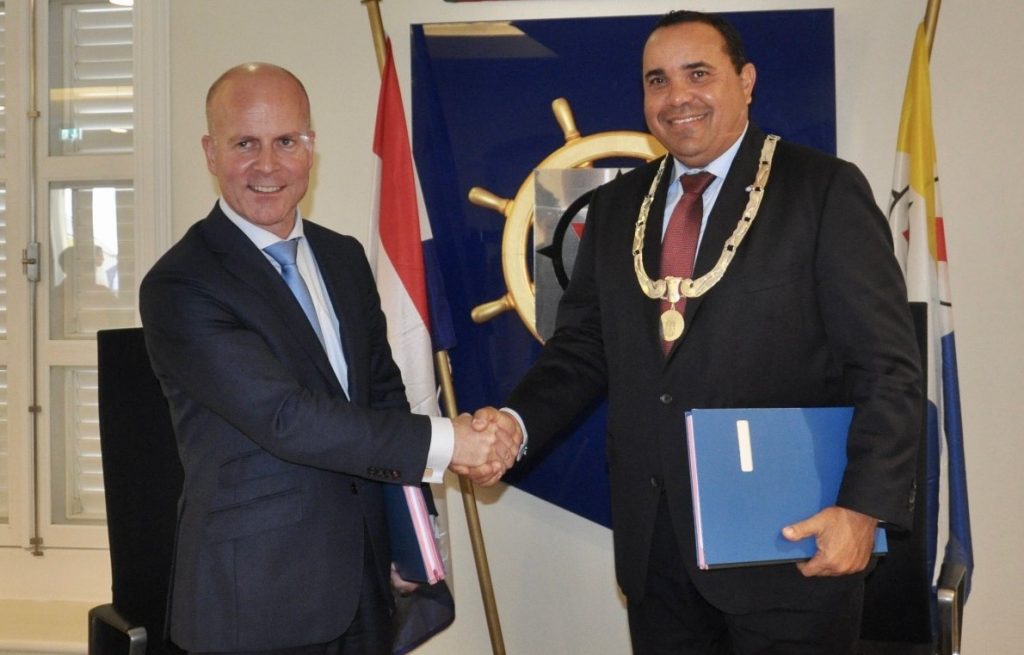 Staatssecretaris Raymond Knops komt Bonaire bezoeken