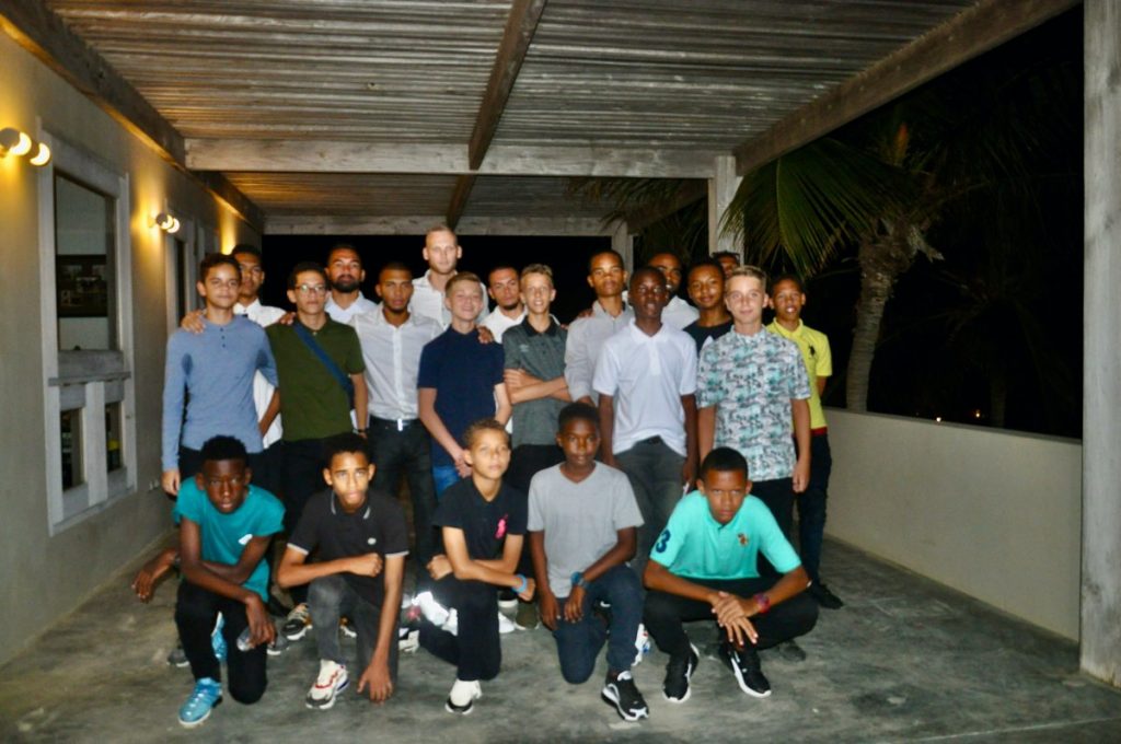 Voetbalacademie "The Dreams Project" gestart op Bonaire