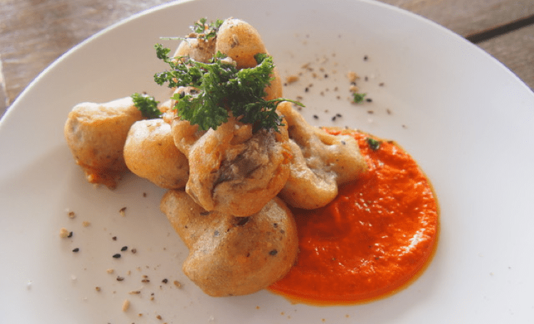 Koken met Corjan: Champignons in bierbeslag met mojo picon