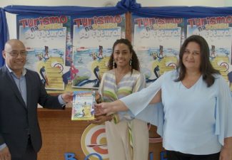 TCB lanceert het boek Turismo Na Boneiru, Bo Futuro!