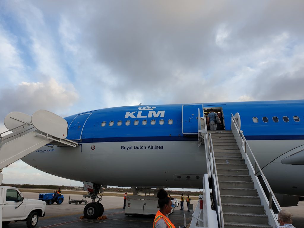 Vliegtuig met lekke band leidt tot gecancelde KLM-vlucht Bonaire