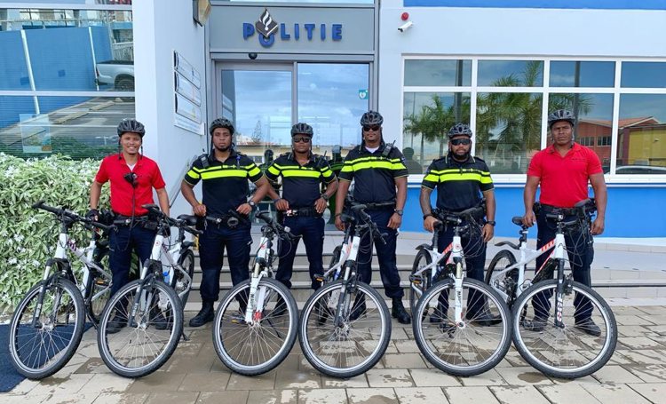 Politie Bonaire versterkt 'bike' patrouille