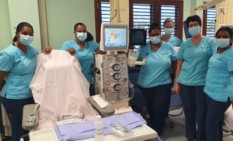 Ziekenhuis Bonaire vernieuwd dialyse apparatuur