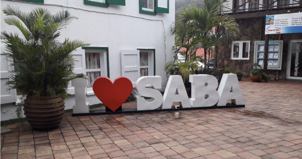 Saba Business Association laakt enorme verhoging KvK tarieven