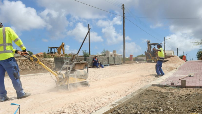 Bonaire blijft werken aan herstel wegennet