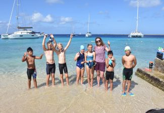Olympisch kampioen Inge de Bruijn verzorgt zwemclinics en geeft startschot Zwem4daagse op Bonaire
