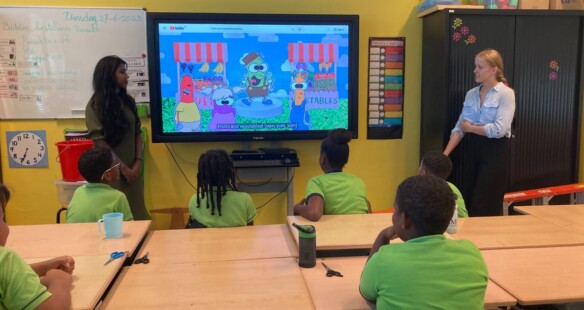 Studenten ontwikkelen lespakket voor het 'groene' onderwijs op Bonaire