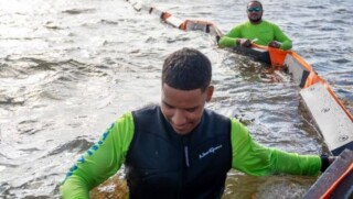 STINAPA heeft de drijvende barrières die sargassum moeten tegenhouden verwijderd.