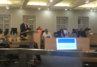 Hoogleraar Arjen van Rijn adviseert Bonaire te laten vechten voor het zelfbeschikkingsrecht