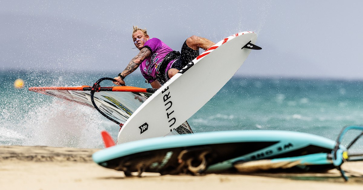 Amado Vrieswijk in actie in Fuerteventura. 