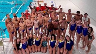 De waterpolo-selectie uit Bonaire was in Nederland voor een stage.